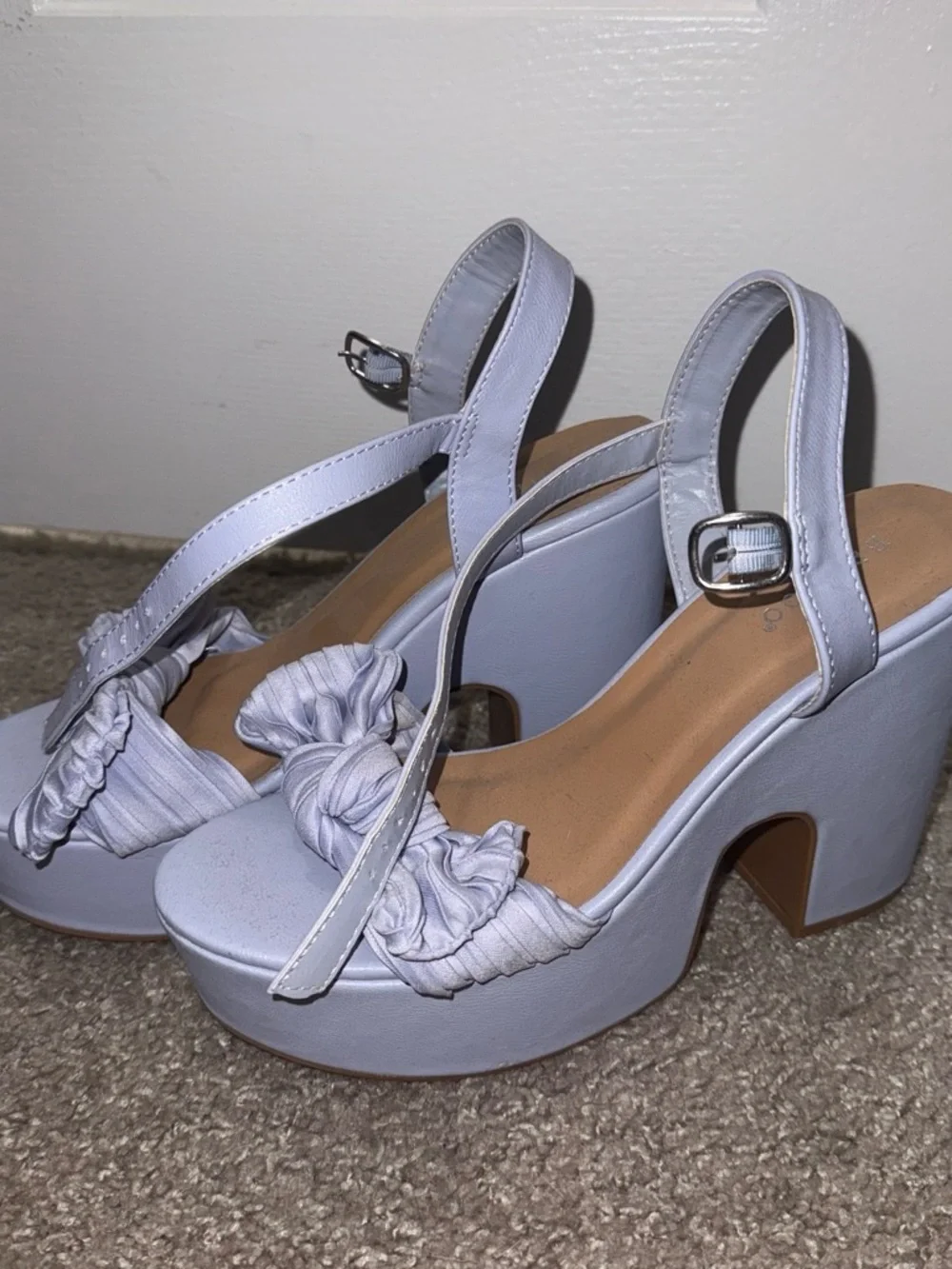BAMBOO Light Lavender Knot Platform Sandals